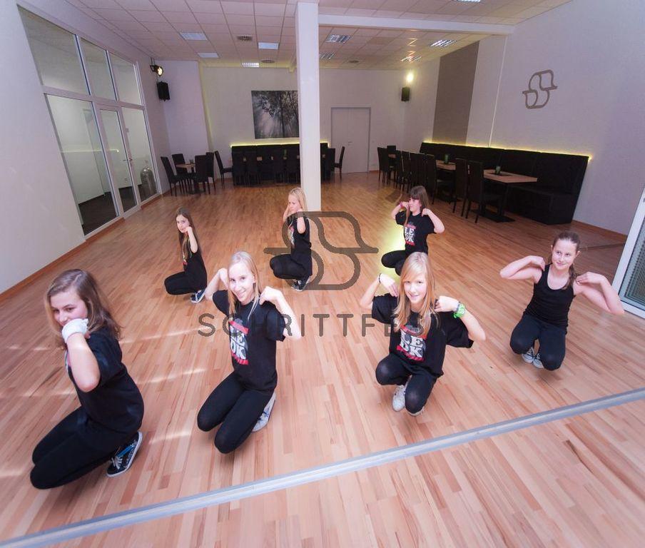 Profilbilder ADTV Tanzschule Schrittfest